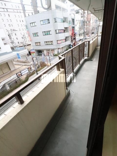 ����9