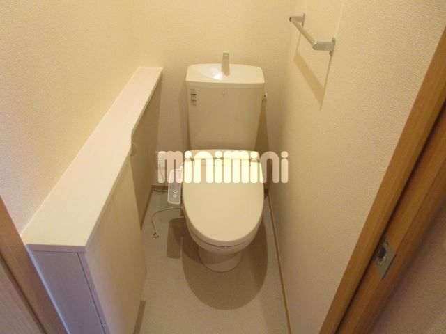 ����5