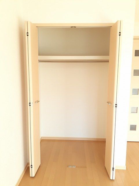 ����6