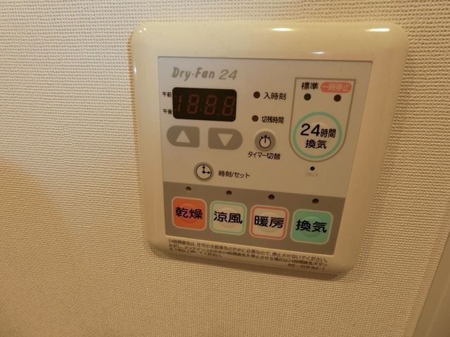 ����14