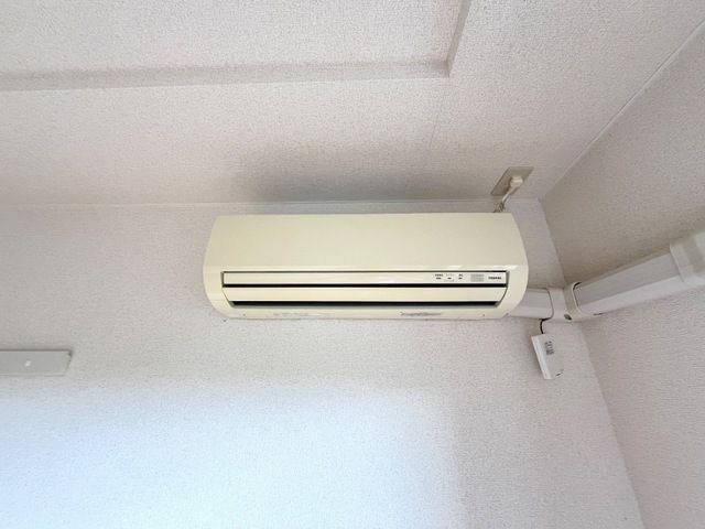 ����10