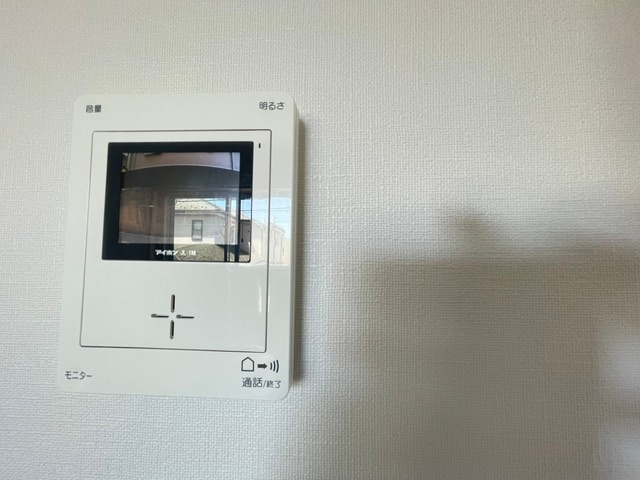 ����13