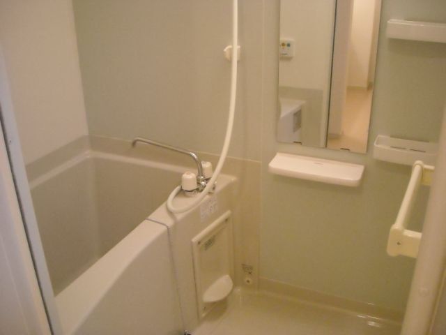 ����6