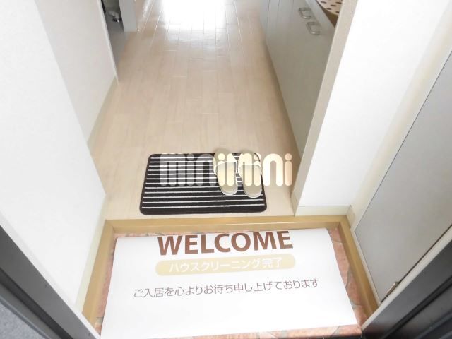 ����6