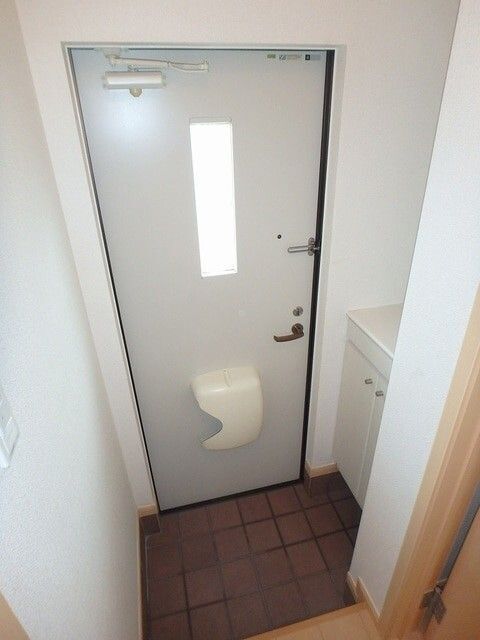 ����8