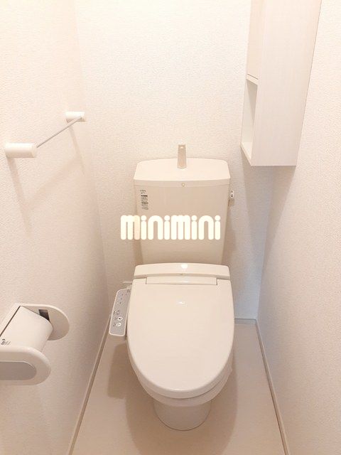 ����4