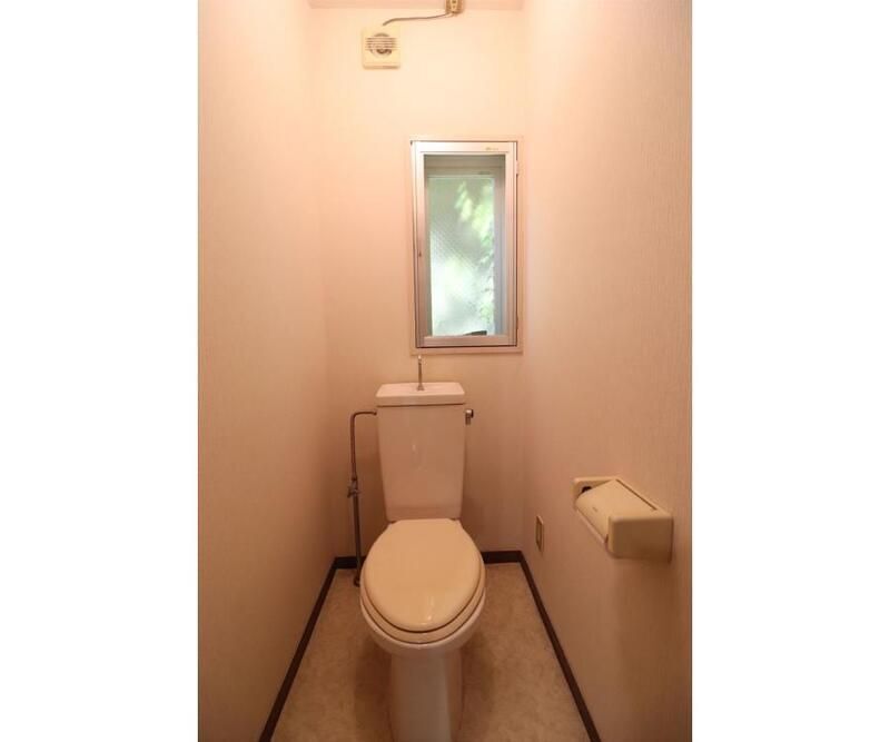 ����4