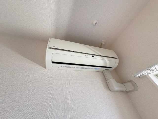 ����10