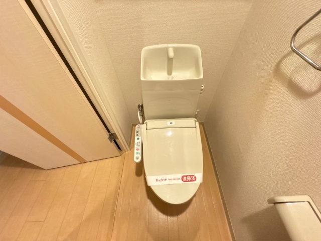 ����5
