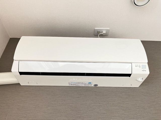 ����10