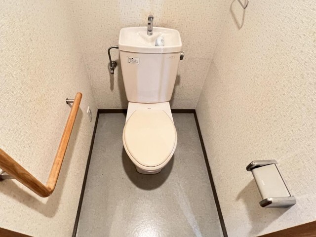 ����5