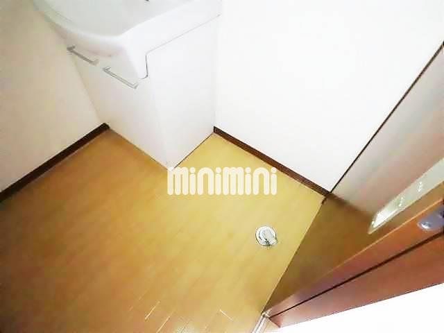 ����8