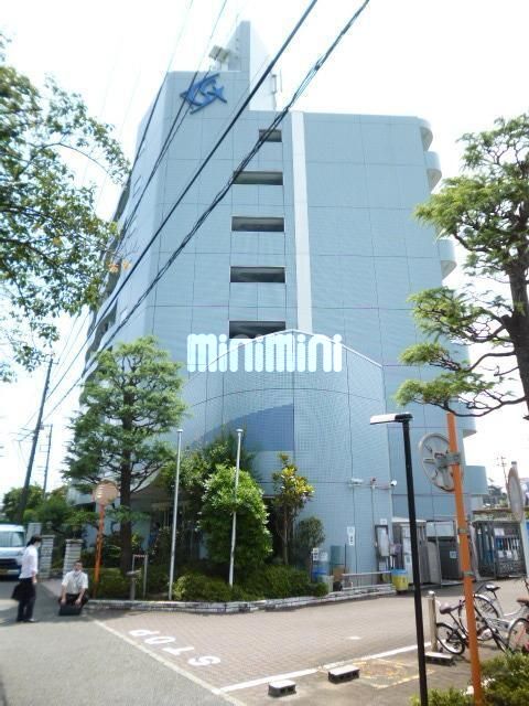 ����13