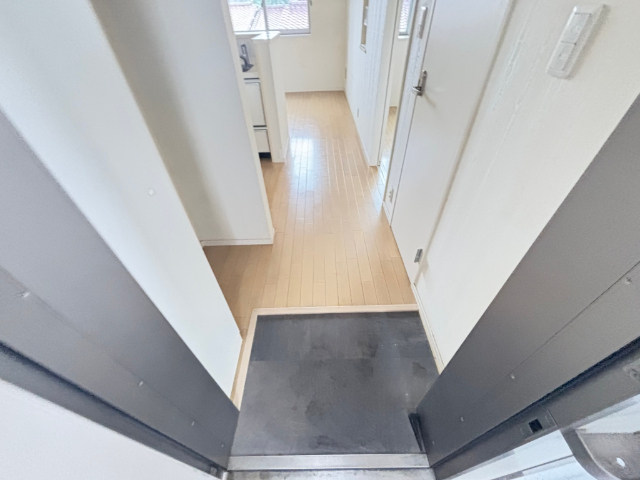 ����7