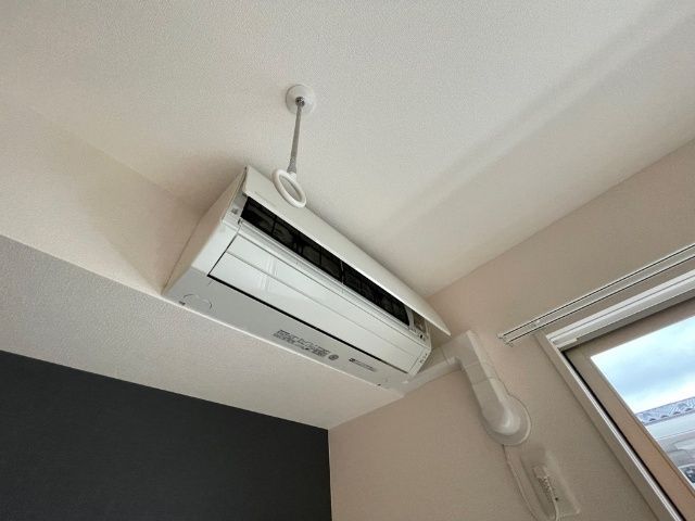 ����10