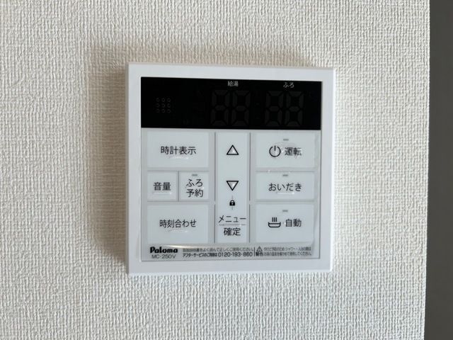 ����10