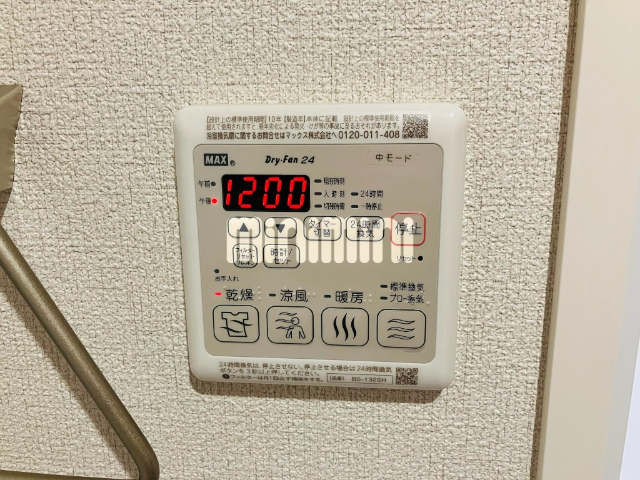 ����21