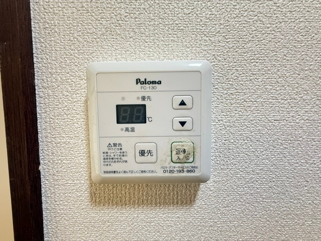 ����13