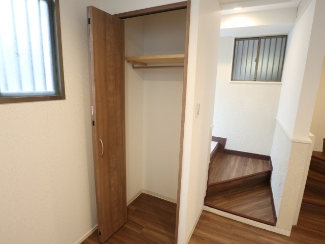 ����7