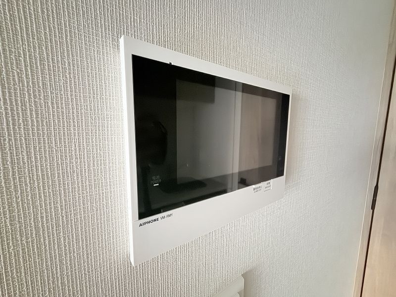 ����10