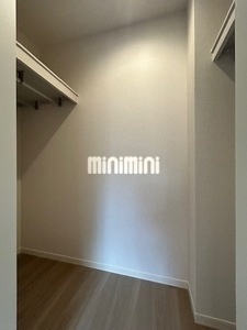 ����6