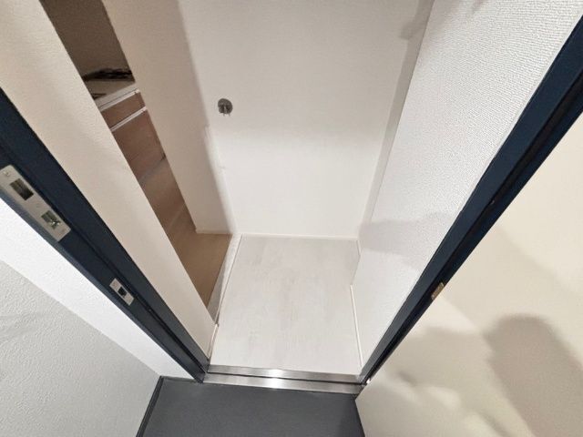 ����5