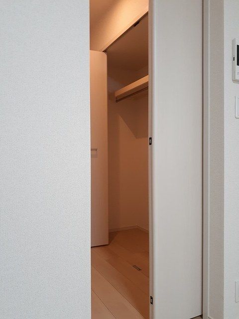 ����7