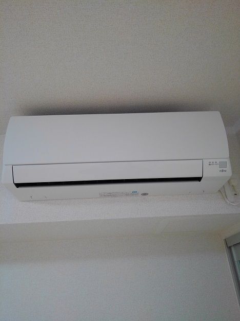 ����10