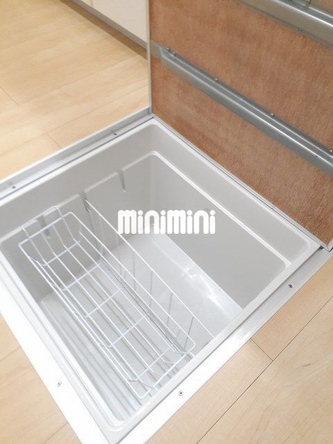����10