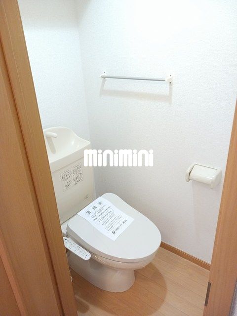 ����4