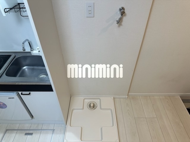 ����7