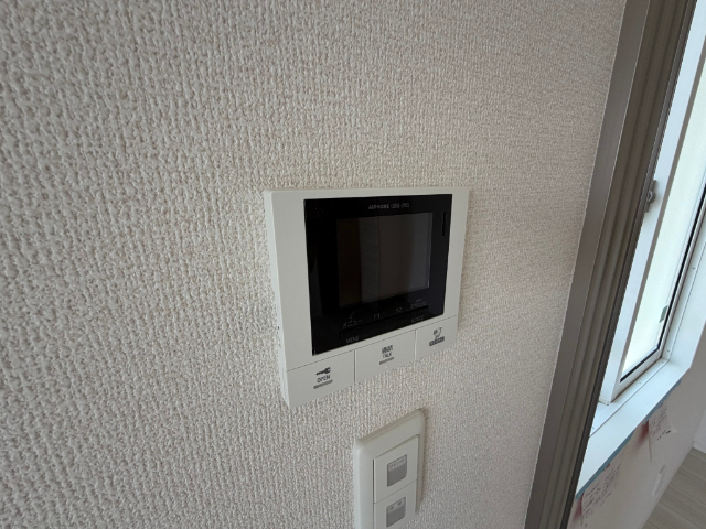 ����10