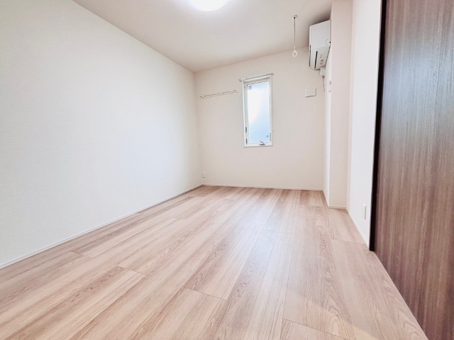����2