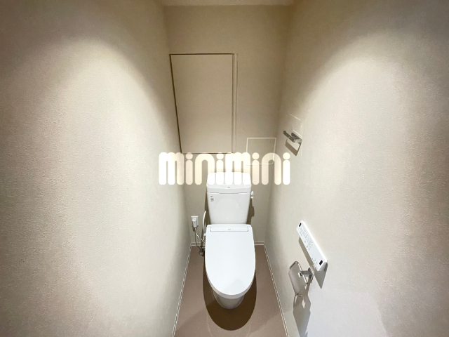 ����8