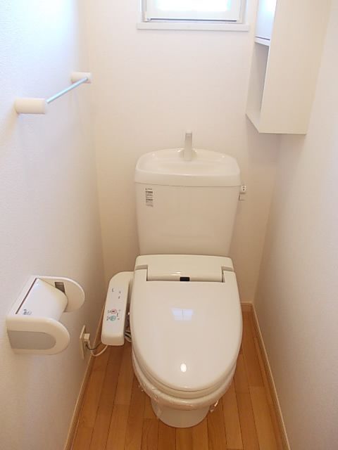 ����5