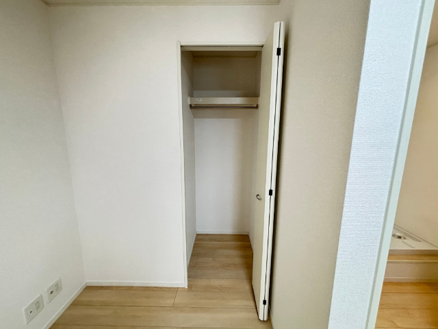 ����14