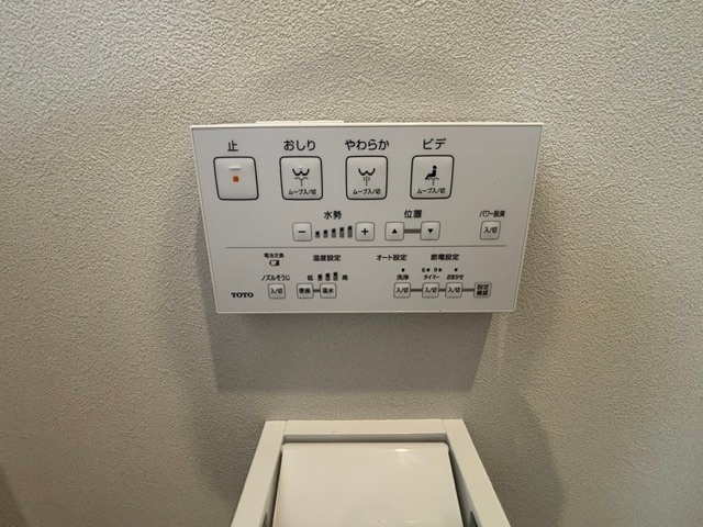 ����20