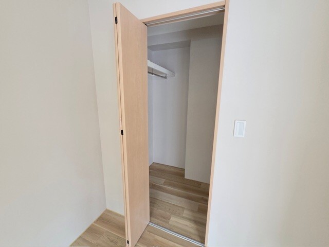 ����7