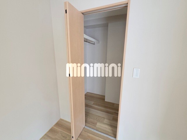 ����7