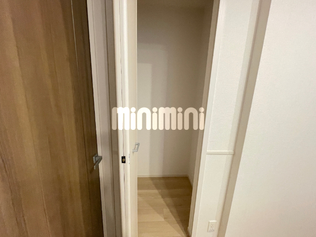 ����7