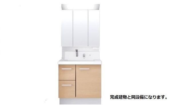 ����4