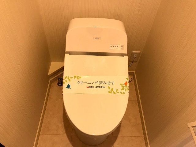 ����4