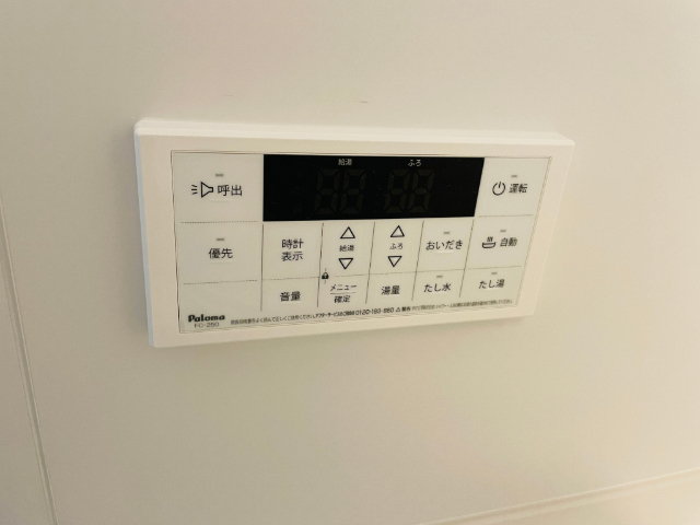 ����14
