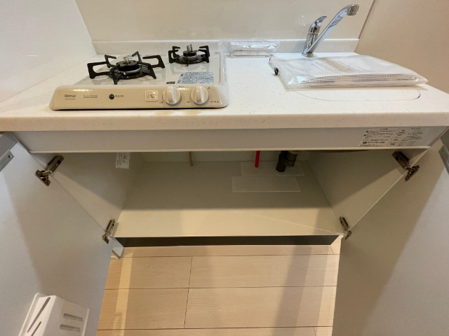 ����14
