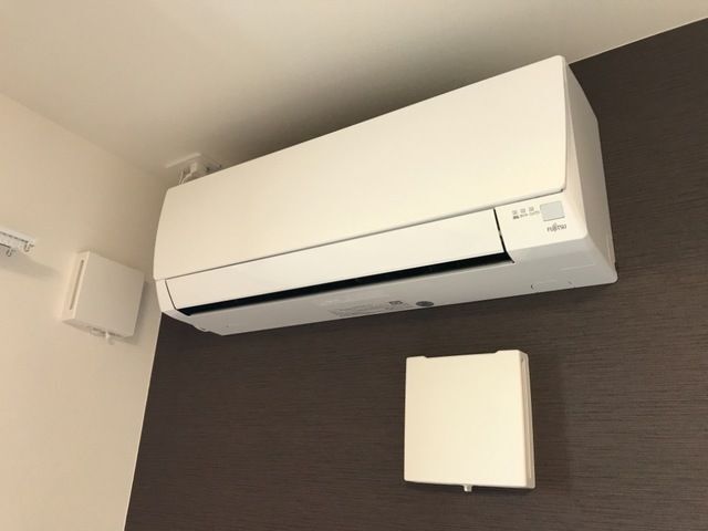 ����10
