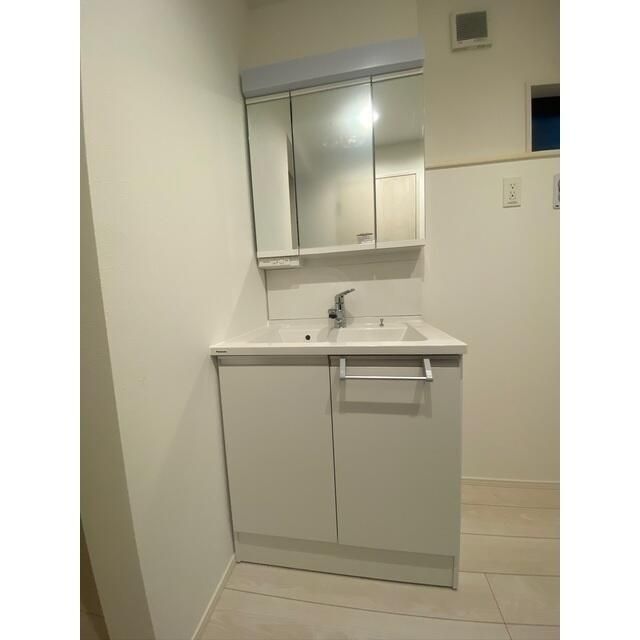 ����5