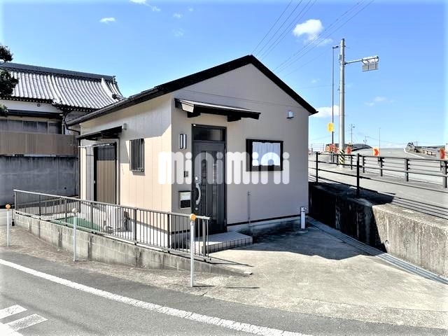 �O�d���ɐ��s�핔���P�j