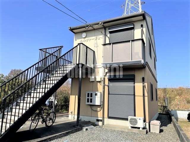 �O�d���ɐ��s�_�c�v�u�{���P�q