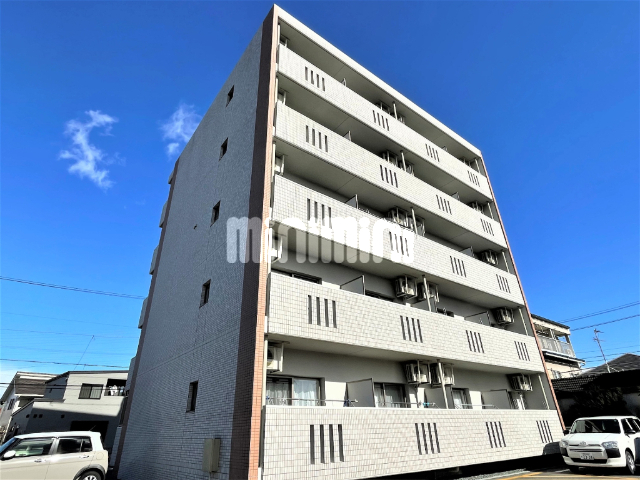 �ߓS�R�c���H�u�����@�ɐ��s�w�i�k��22���j