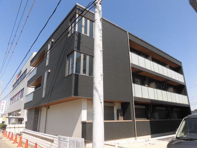 �I�X�X�������ʐ^